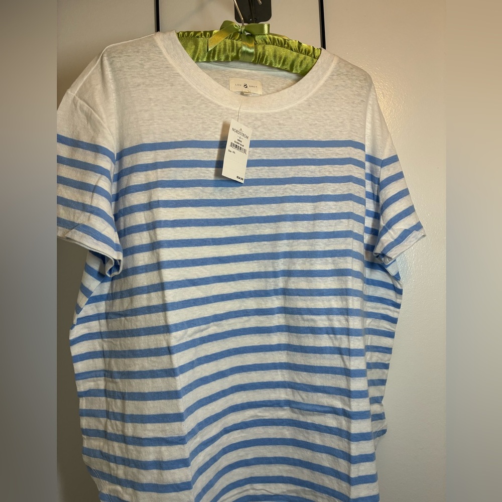 Lou & Grey Blue and White Striped T-Shirt sz: xxl
MSRP $34.50